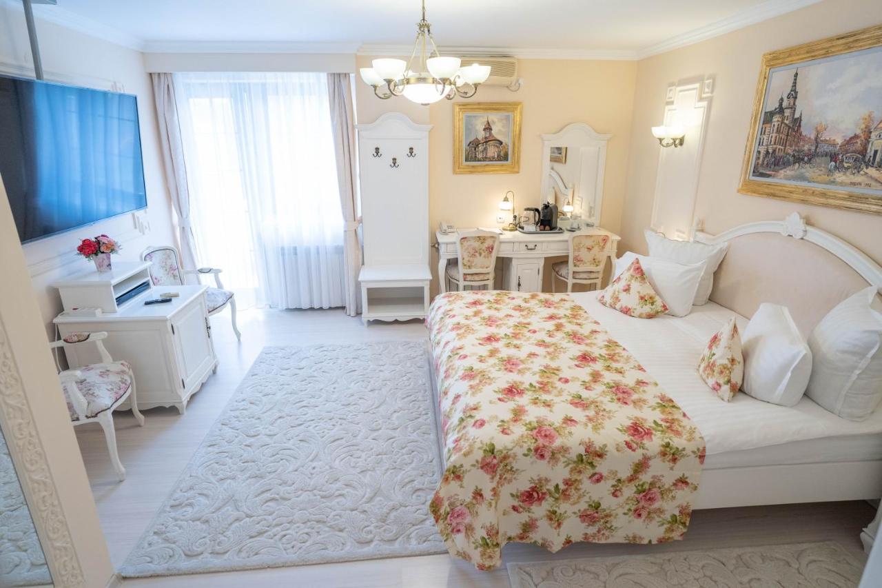 Villa Alice Suceava Eksteriør bilde