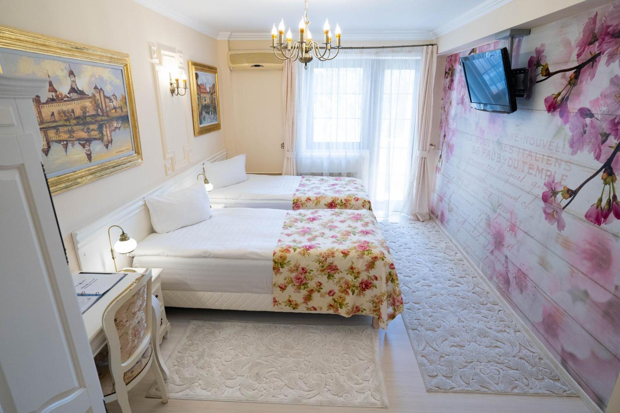 Villa Alice Suceava Eksteriør bilde