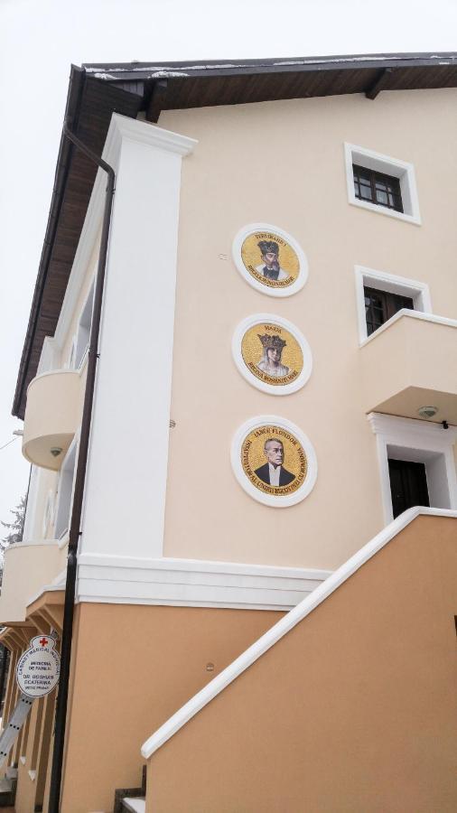 Villa Alice Suceava Eksteriør bilde
