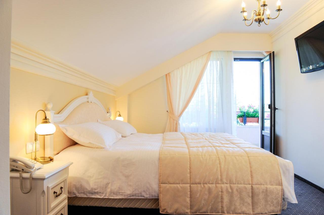 Villa Alice Suceava Eksteriør bilde